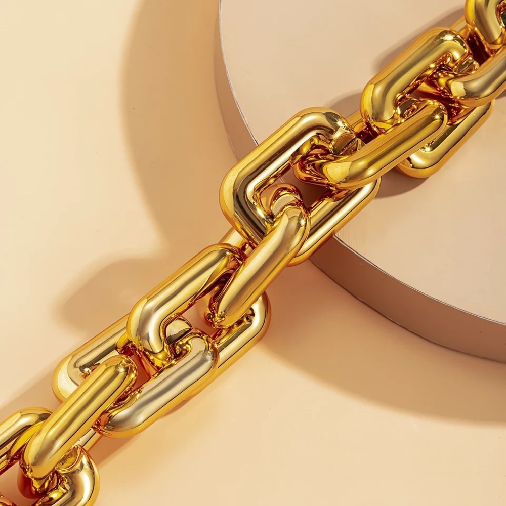 Zara 29.5” Gold Chunky Big Link Chain Bicolor Links Lightweight Necklace - Picture 4 of 15